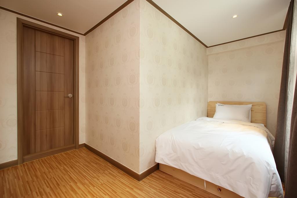 Traum Hotel & Condo Gapyeong Ngoại thất bức ảnh